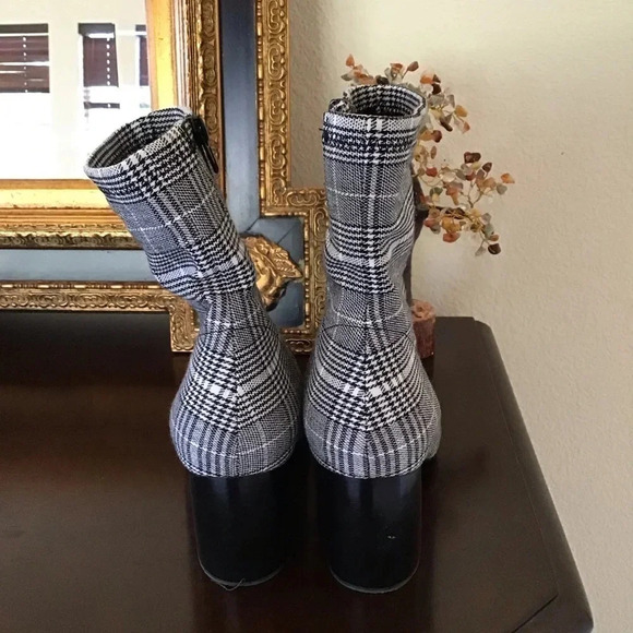 💗 Jeffrey Campbell plaid block heel booties Sz 8.5 - Picture 5 of 7